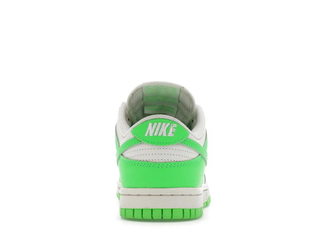 Nike Nike Dunk Anti Slip Wear Resistant Low Top Skateboard Shoes Women's Green - view 4