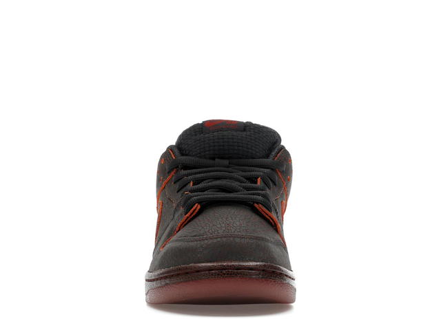Nike Nike Dunk SB Low Krampus - view 2