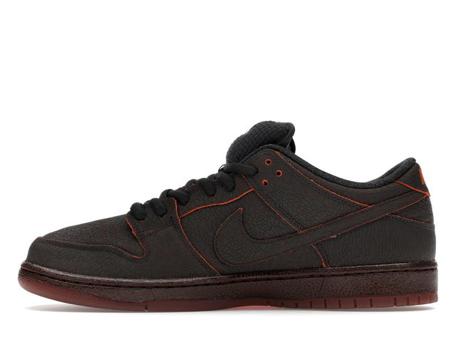 Nike Nike Dunk SB Low Krampus - view 3