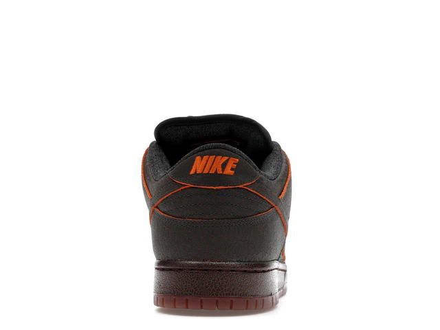 Nike Nike Dunk SB Low Krampus - view 4