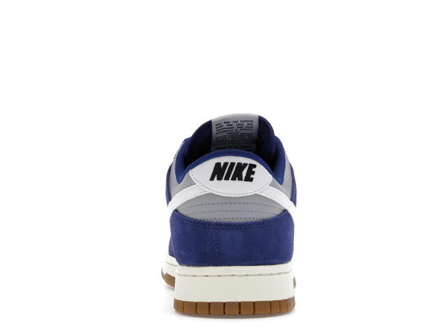 Nike Nike Dunk Low Retro SE Deep Royal Blue Gum - view 4