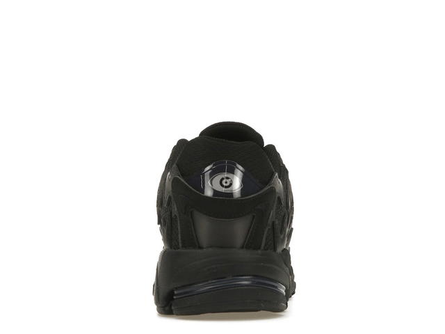 adidas adidas Response CL Bad Bunny Triple Black - view 4