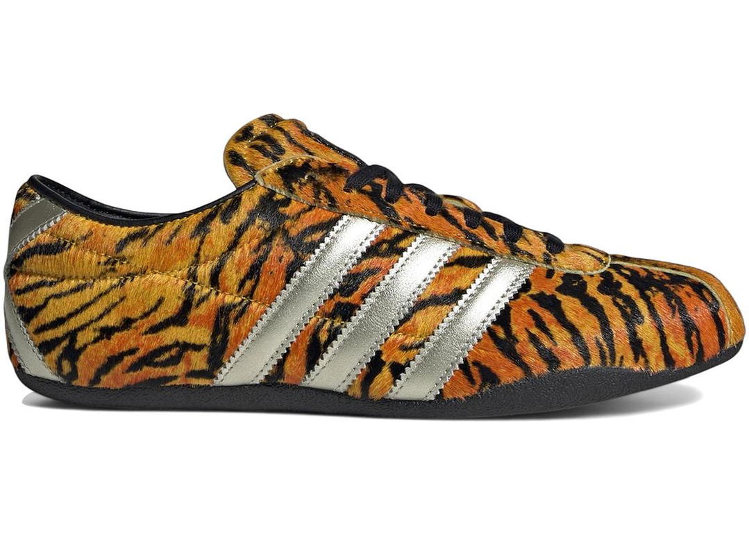 adidas adidas Tokyo Yellow Gold Metallic Core Black (Women's)