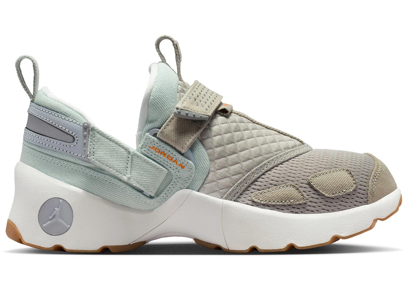 Jordan Jordan Trunner LX Corduroy White Bright Ceramic Gum (Women's)
