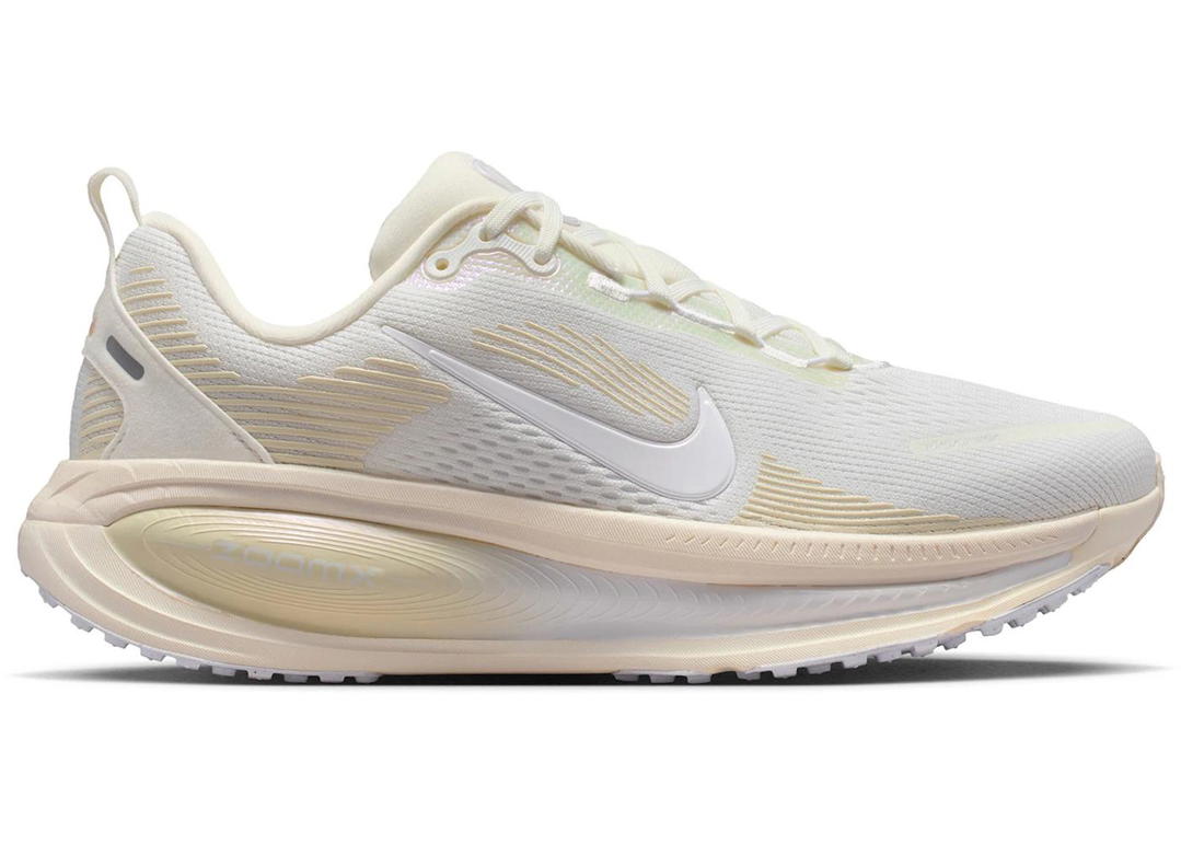 Nike Nike Vomero 18 White Chalk Sea Glass (Women's)