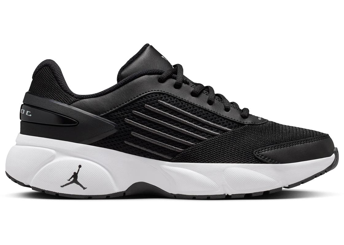 Jordan Jordan Trunner Access Black White (Women's)