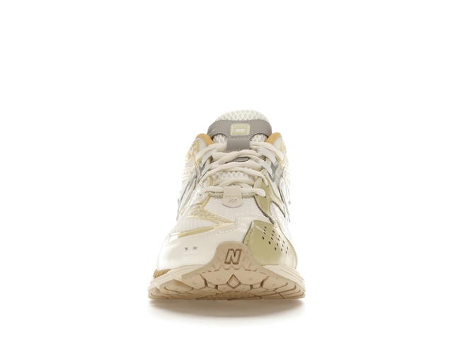 New Balance New Balance 1906R Lunar New Year White - view 2