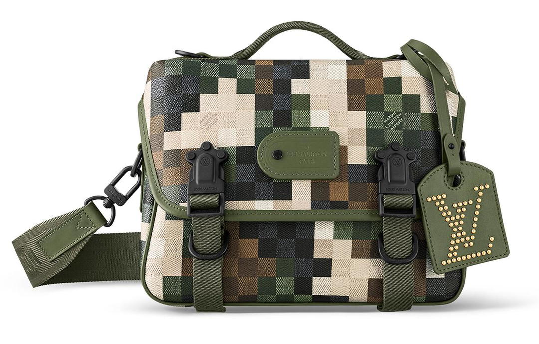Louis Vuitton Louis Vuitton Canvas Handbag Shoulder Bag Crossbody Bag Regular Men's Camouflage
