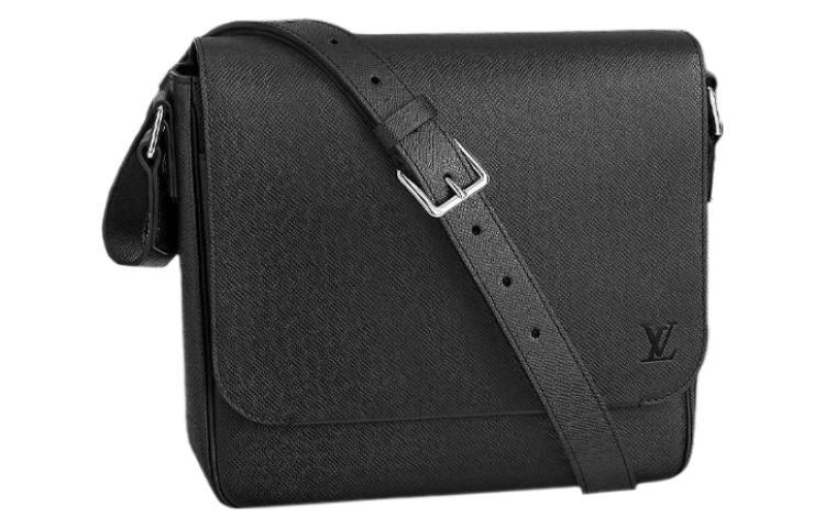 Louis Vuitton Louis Vuitton Roman Taïga Leather Messenger Bag Shoulder Bag Crossbody Bag Small Size Men's Black