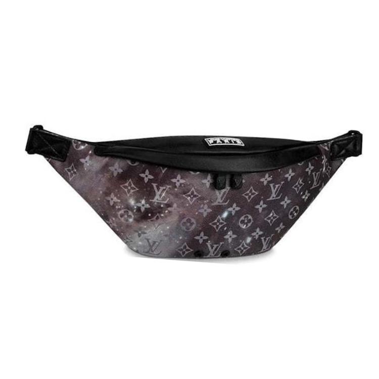 Louis Vuitton Louis Vuitton Discovery Bumbag Monogram Galaxy Black Multicolor