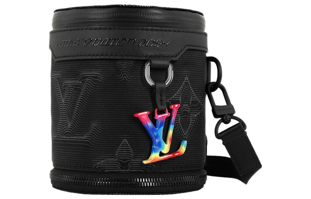 Louis Vuitton Louis Vuitton 2054 Expandable Polochon