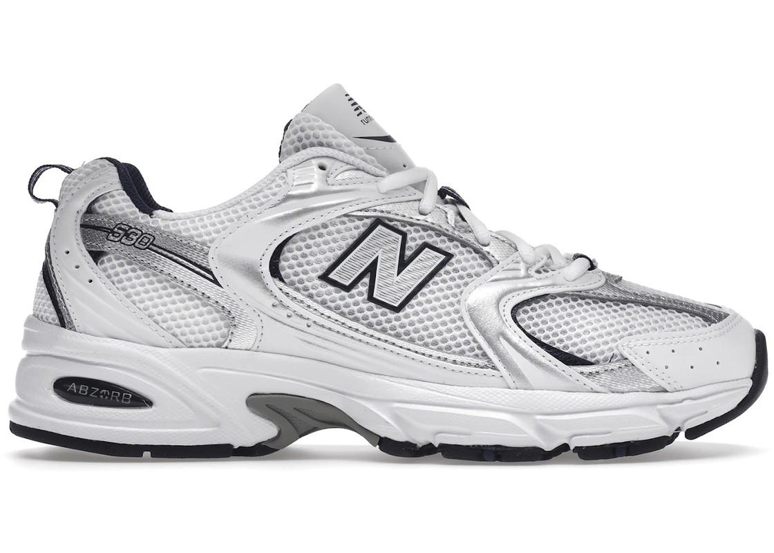 Streetwear Clearance Sale (ราคาพิเศษ 1,999 Defect/ตำหนิ) New Balance 530 White Silver Navy