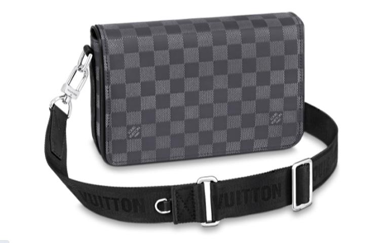 Louis Vuitton Louis Vuitton Leather Messenger Bag Shoulder Bag Men's Black
