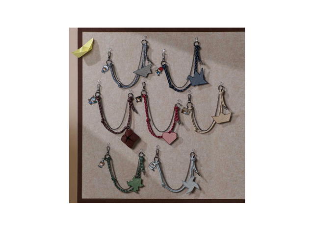 Pop Mart Pop Mart Hirono Echo Series - Pendant Chain Blind Box Whole Set - view 1