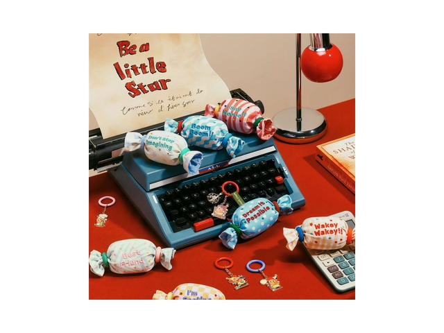 Pop Mart Pop Mart Twinkle Twinkle Be A Little Star Series Mini Bag Pendant Blind Box Single Box - view 2