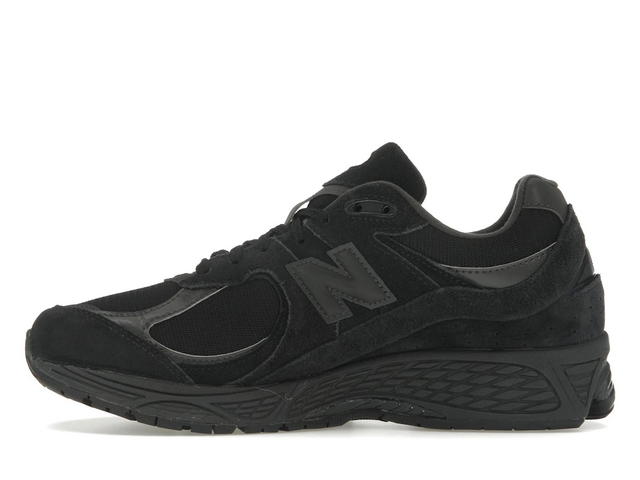 New Balance New Balance 2002R Triple Black Suede - view 3
