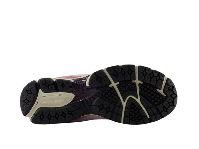 New Balance New Balance 2002R Twilight Haze Passion Fruit - view 4