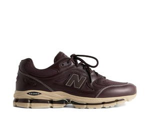 Buy New Balance 2011 Kith Bark at Sasom – Authentic and Ready to Ship