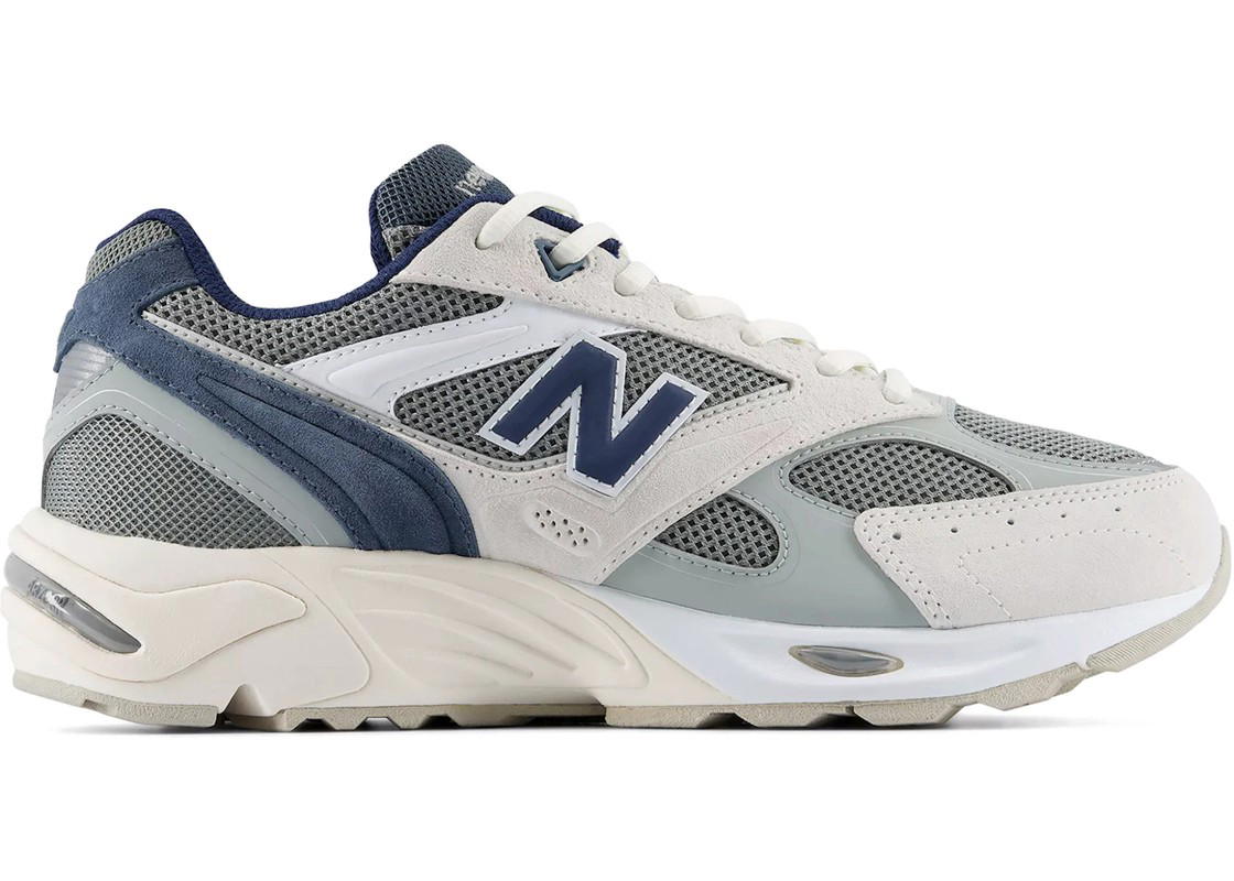 New Balance New Balance 880R Sea Salt Bayberry