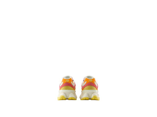 New Balance New Balance 9060 Fluorescent - view 4