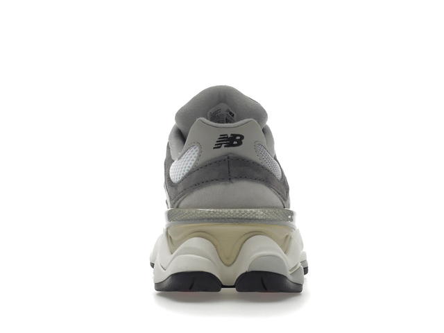 New Balance New Balance 9060 Rain Cloud Grey - view 4