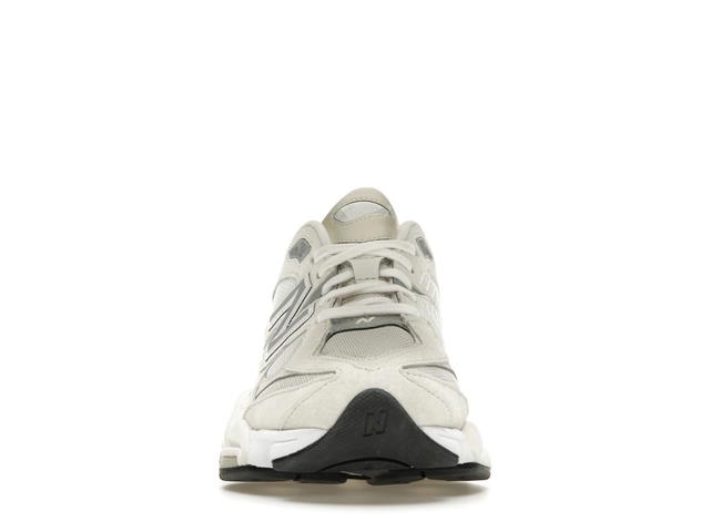 New Balance New Balance 9060 Sea Salt Moonbeam - view 2