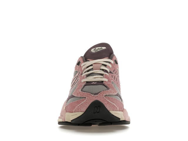 New Balance New Balance 9060 Pink Lavender - view 2