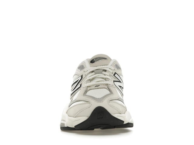 New Balance New Balance 9060 Sea Salt Raincloud - view 2