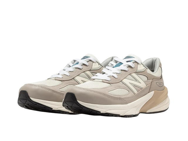 New Balance New Balance 990v6 Light Mushroom - view 3