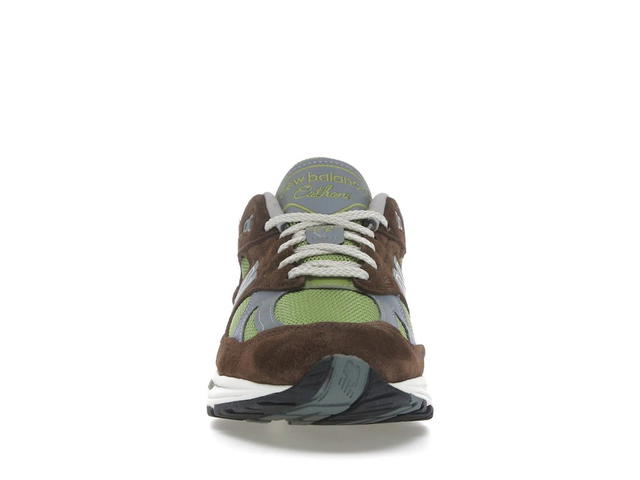 New Balance New Balance 991v2 MiUK Daniëlle Cathari x Kith Reverse Matcha - view 2