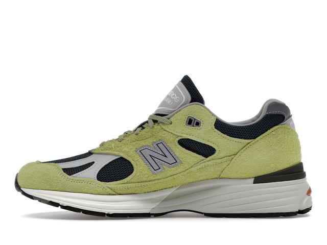 New Balance New Balance 991v2 MiUK Grape Sorbet - view 3