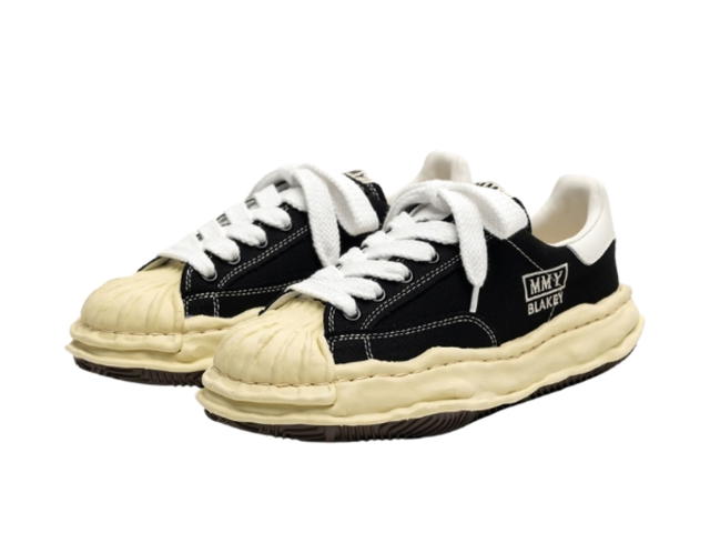 Maison Mihara Yasuhiro Maison Mihara Yasuhiro Blakey VL OG Sole Canvas Low-Top Sneaker Black - view 3
