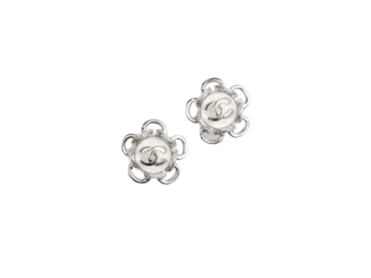 Chanel Chanel Earrings In Silver Hardware