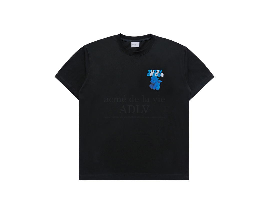 acmé de la vie acmé de la vie Fuzzy Font Dragon Short Sleeve T-shirt Black