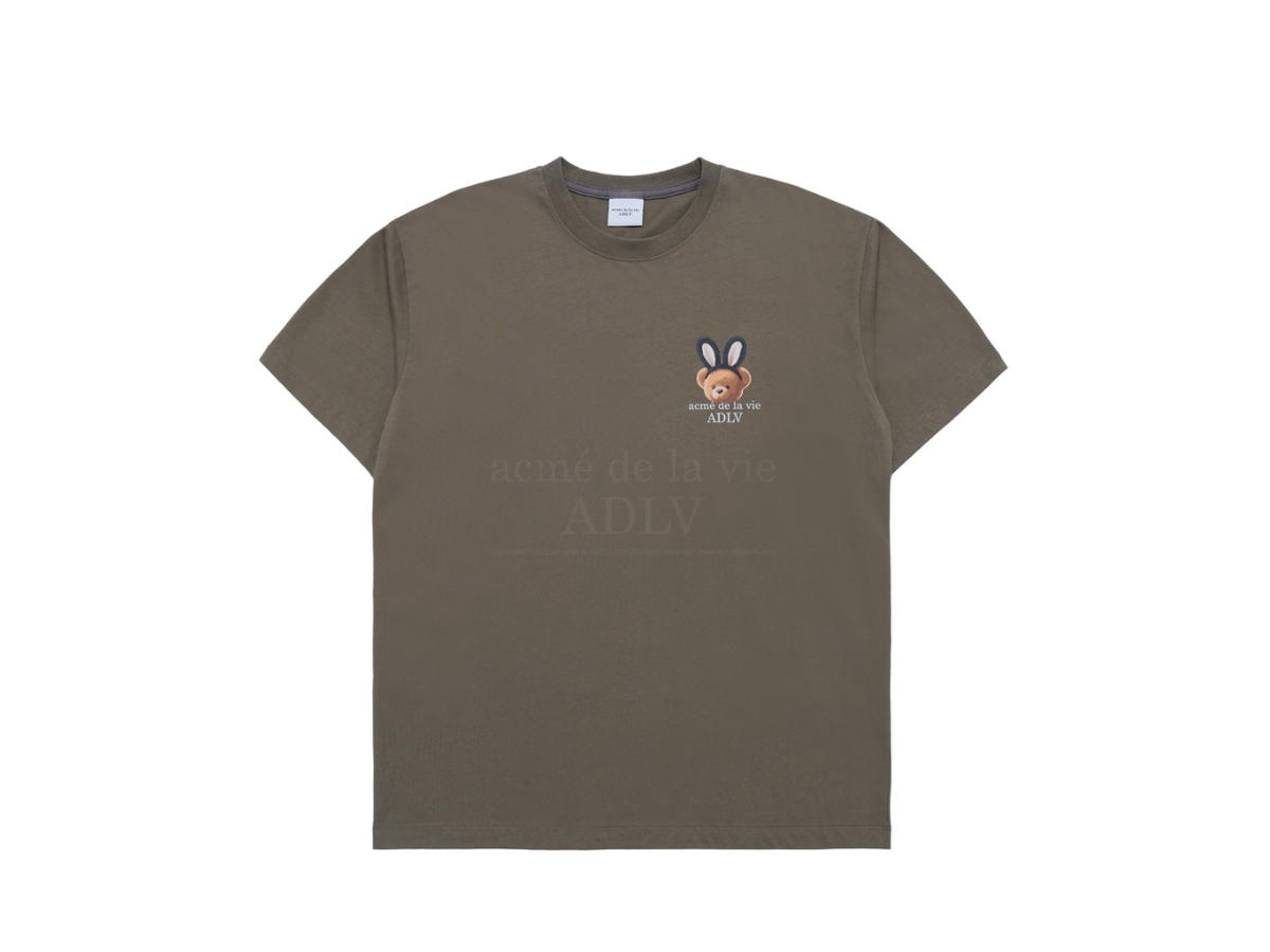 acmé de la vie acmé de la vie Rabbit Bear Doll Logo Short Sleeve T-shirt Cocoa