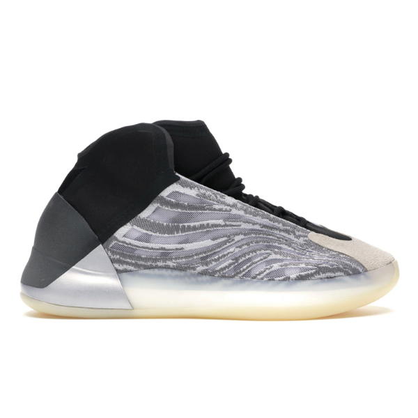 adidas adidas Yeezy QNTM Lifestyle Model
