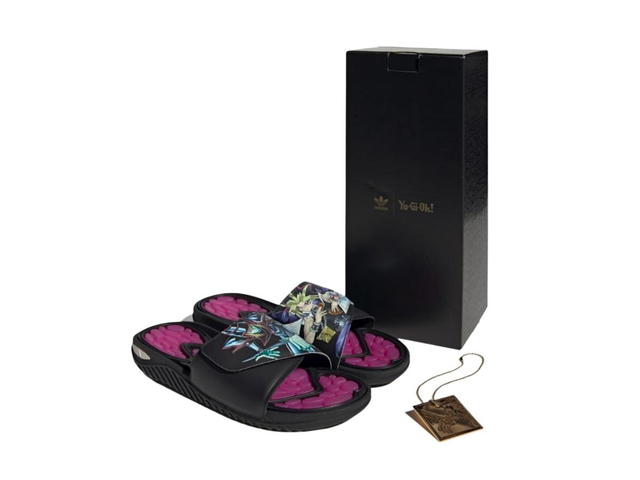 adidas adidas Reptossage Hook-And-Loop Slides Yu-Gi-Oh! Dark Magician - view 3
