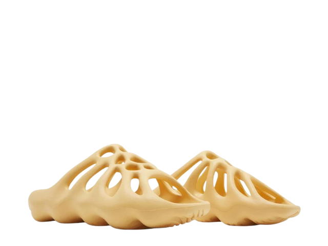adidas adidas Yeezy 450 Slide Cream - view 3