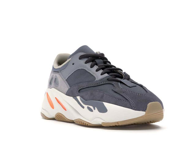 adidas adidas Yeezy Boost 700 Magnet - view 3