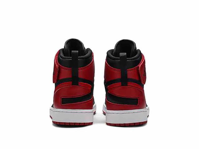 Jordan Jordan 1 Flyease Bred White Toe - view 4
