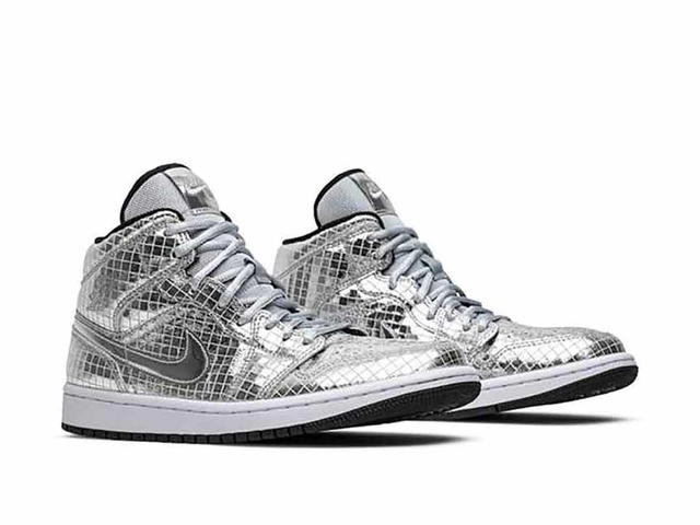 Jordan Wmns Air Jordan 1 Mid 'Disco Ball' - view 5