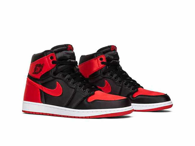 Jordan Air Jordan 1 Retro High OG SE 'Satin Banned' - view 5