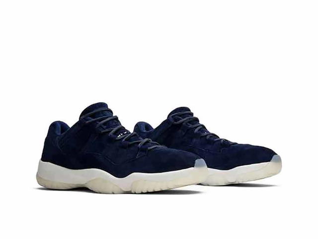 Jordan Jordan 11 Retro Low Derek Jeter RE2PECT - view 3