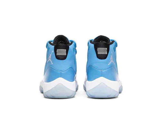 Jordan Jordan 11 Retro Pantone - view 4