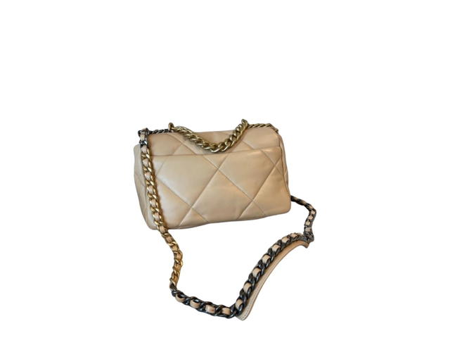 Chanel Chanel 19 Handbag Beige - view 2