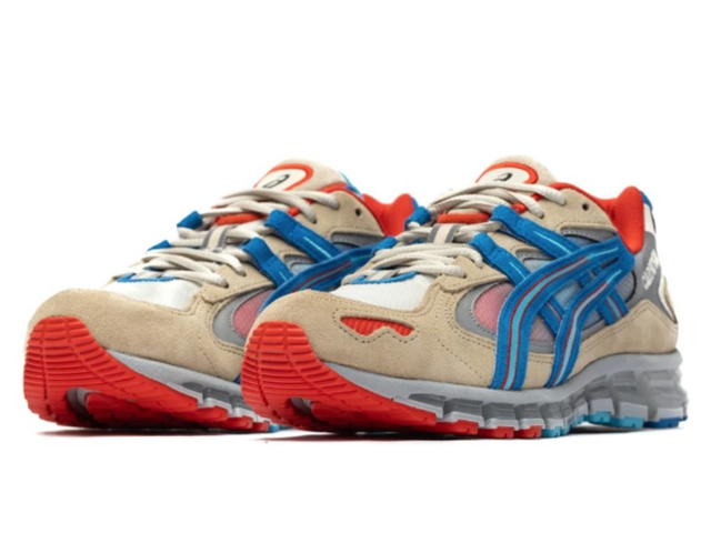 Asics Asics x CARNIVAL Gel Kayano 5 360 “Betta splendens” LIMITED EDITION PACKAGE - view 3