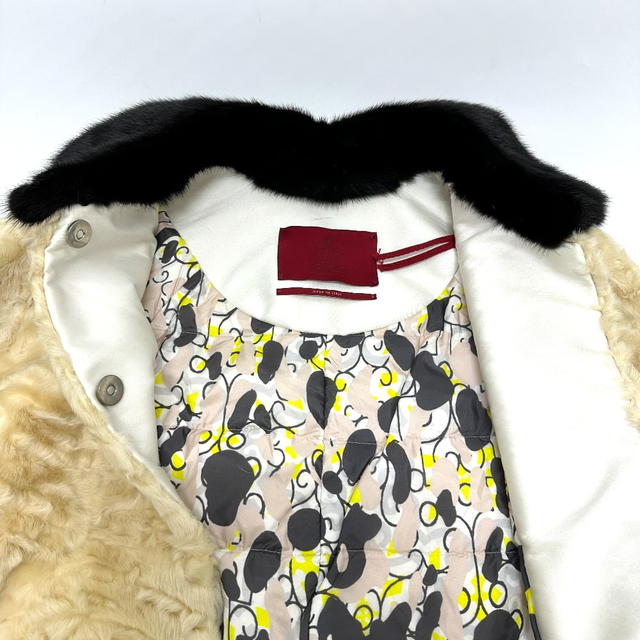 Moncler Astrakhan Gum Rouge Apparel Fur Short Coat Apparel Long SleeveJacket - view 3