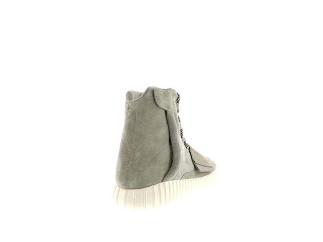 adidas adidas Yeezy Boost 750 OG Light Brown - view 2