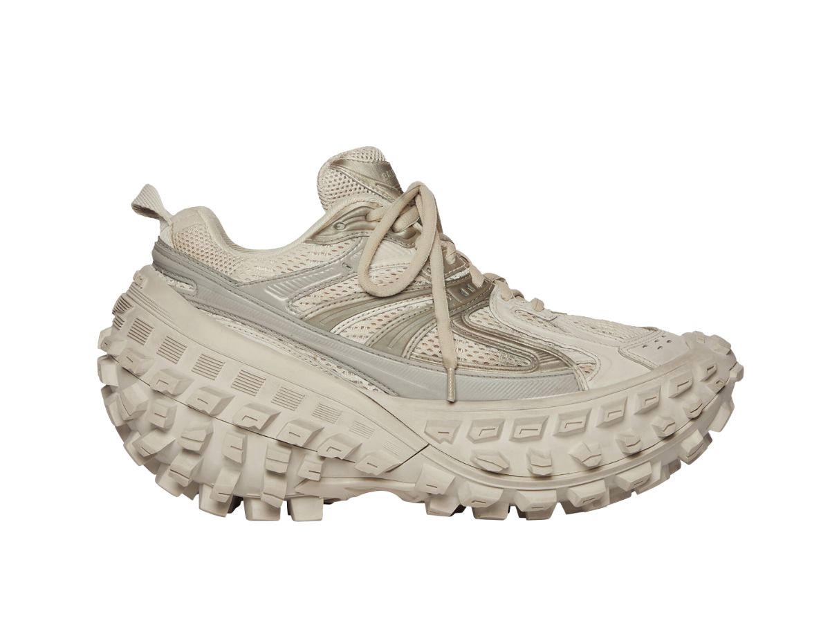 Balenciaga Balenciaga Defender Beige (W)