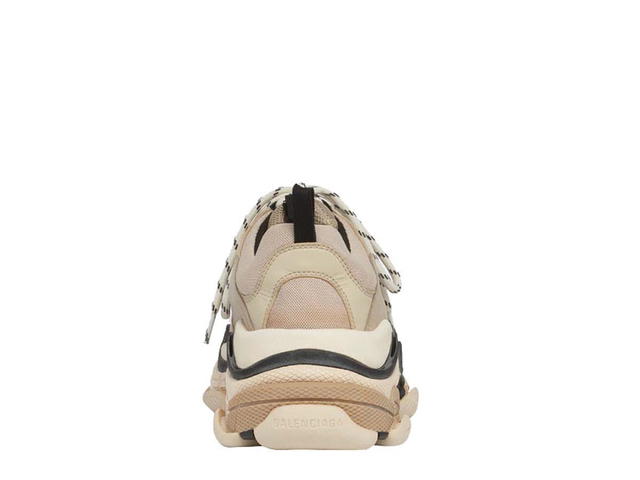 Balenciaga Balenciaga Triple S Sneaker Vanille - view 2